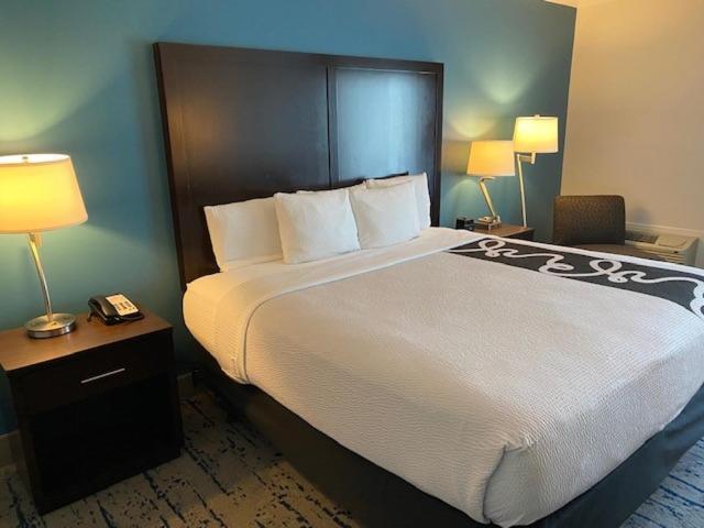 La Quinta Inn By Wyndham Lynnwood Εξωτερικό φωτογραφία