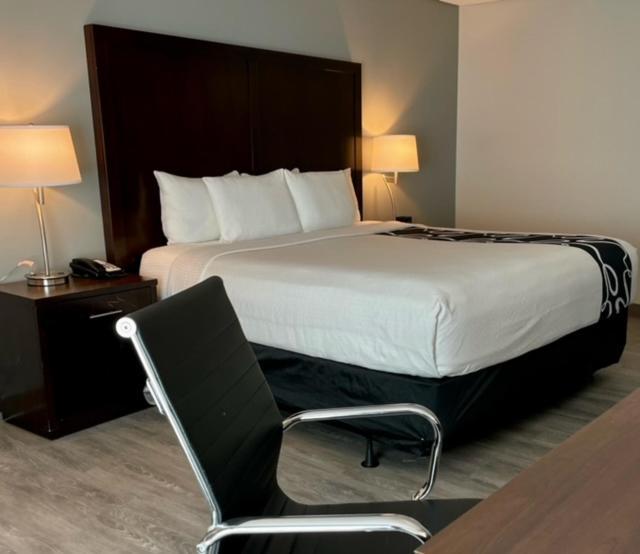 La Quinta Inn By Wyndham Lynnwood Εξωτερικό φωτογραφία