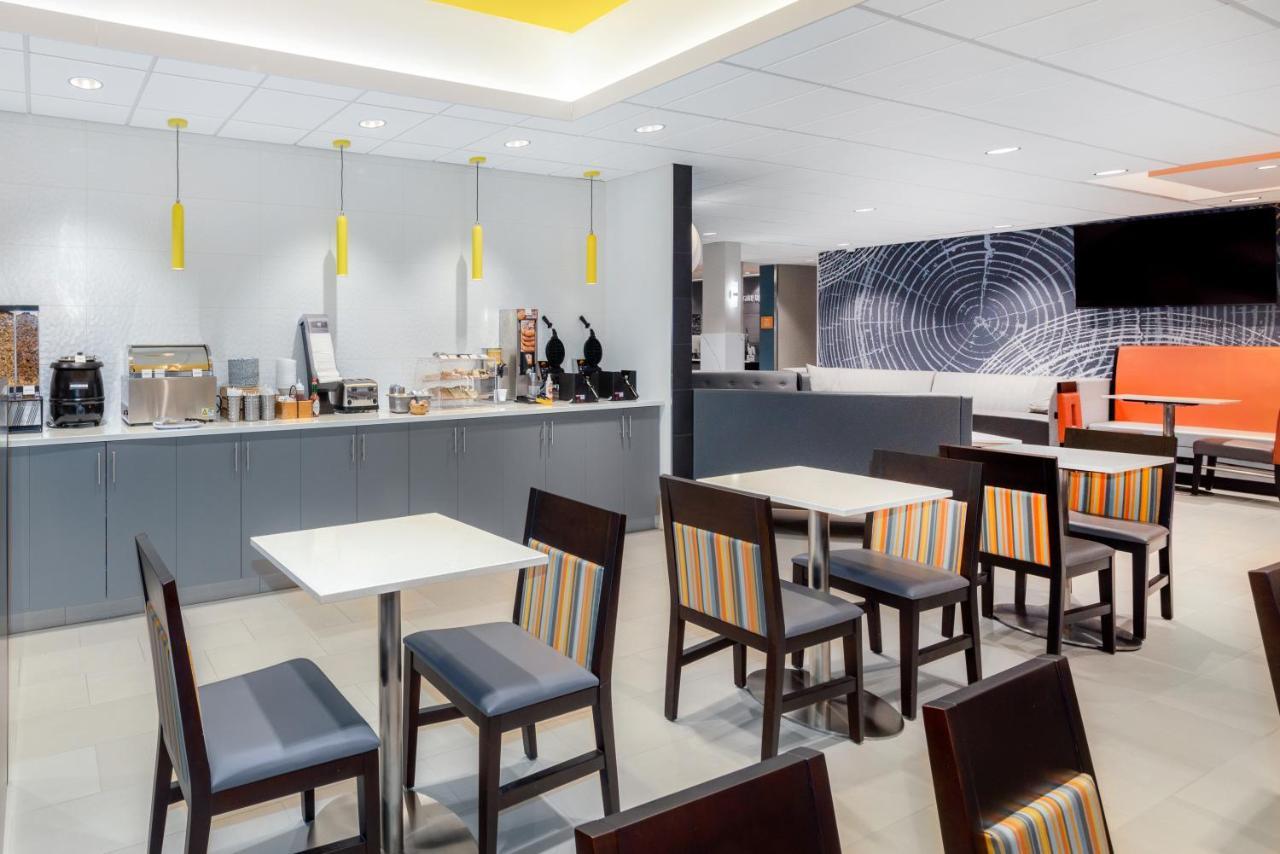 La Quinta Inn By Wyndham Lynnwood Εξωτερικό φωτογραφία